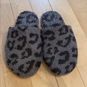 Barefoot Dreams Gray and Black Leopard Slippers